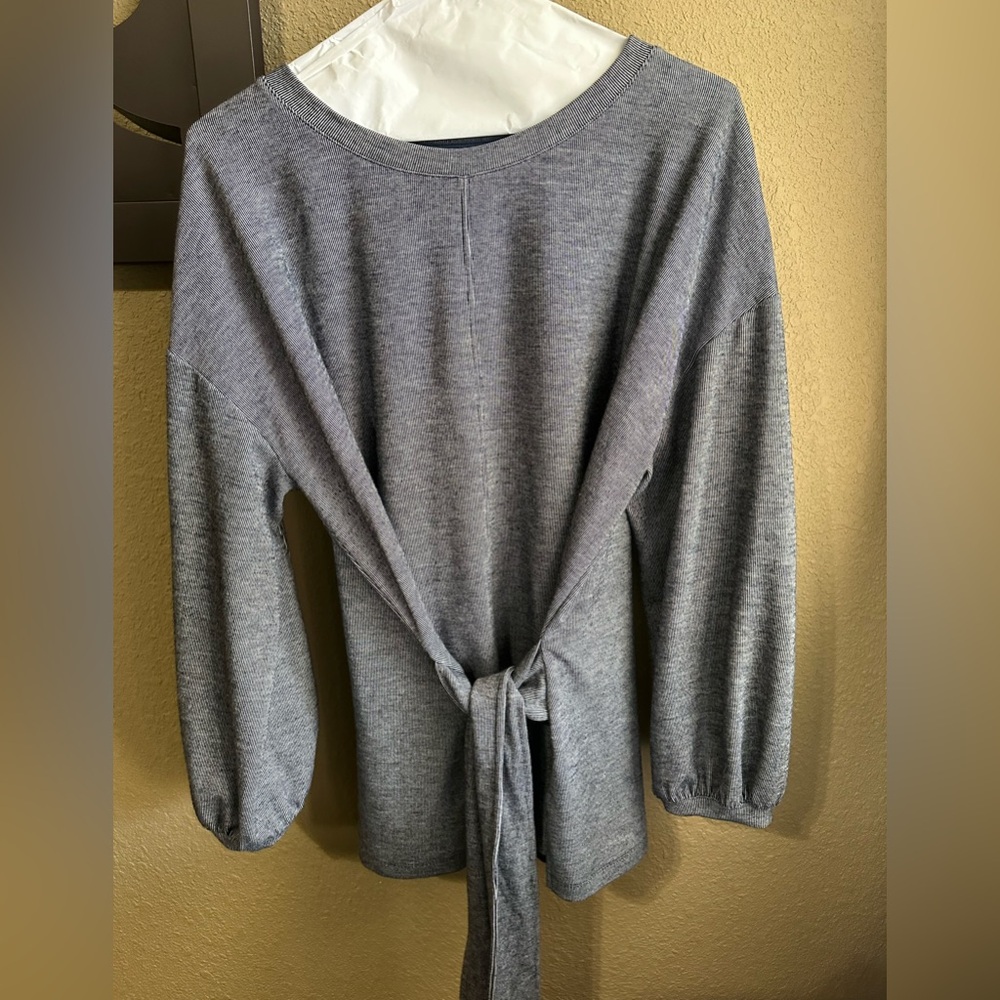 Dressy navy top
